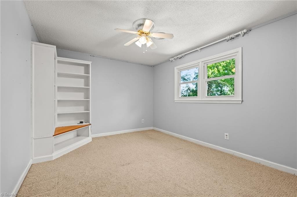 Stick/Site Built at 4400 Oak Hollow Drive, High Point NC 27265, photo 25 of 50