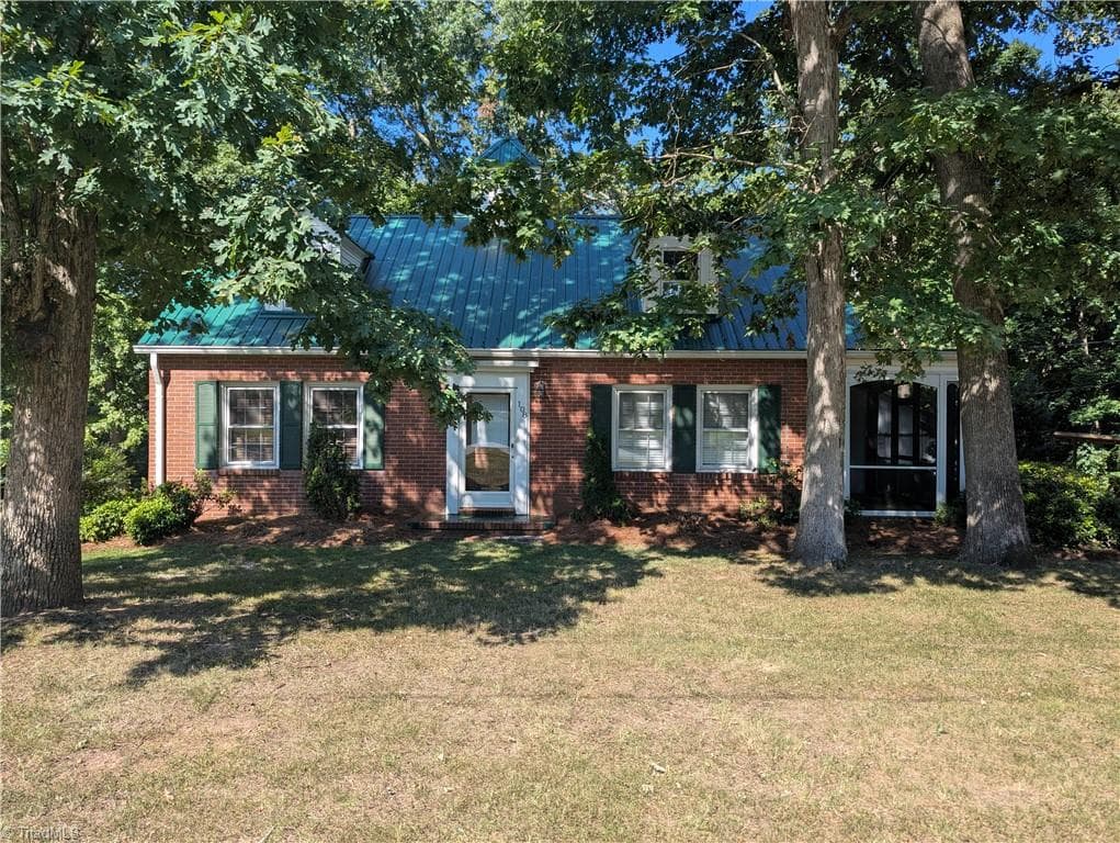 Stick/Site Built at 108 Ford Street, Thomasville NC 27360, Thomasville, photo 2 of 41
