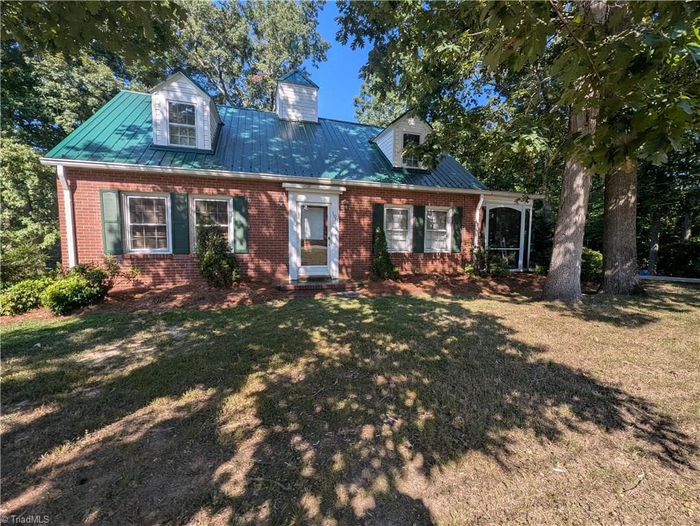 108 Ford Street, Thomasville NC 27360