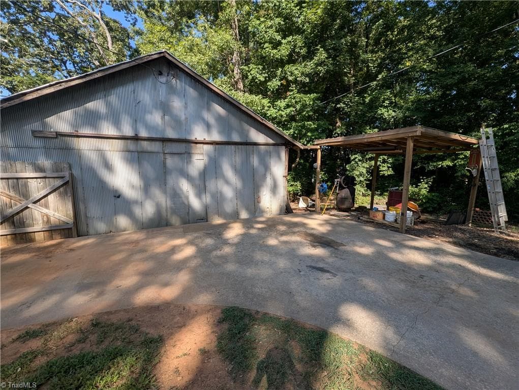 Stick/Site Built at 108 Ford Street, Thomasville NC 27360, Thomasville, photo 37 of 41
