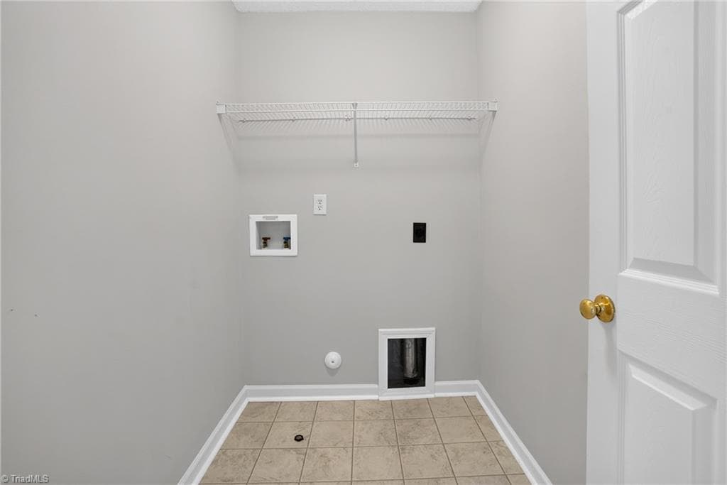 Stick/Site Built at 4333 Alderny Place, High Point NC 27265, photo 31 of 38