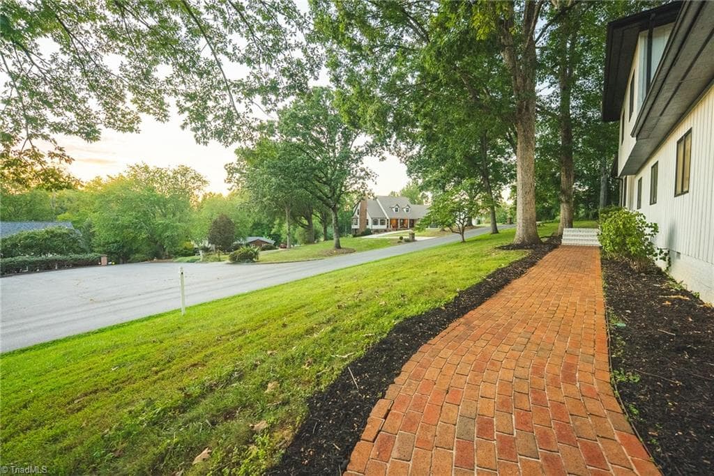 Stick/Site Built at 3750 11th Street NE, Hickory NC 28601, Hickory, photo 4 of 50