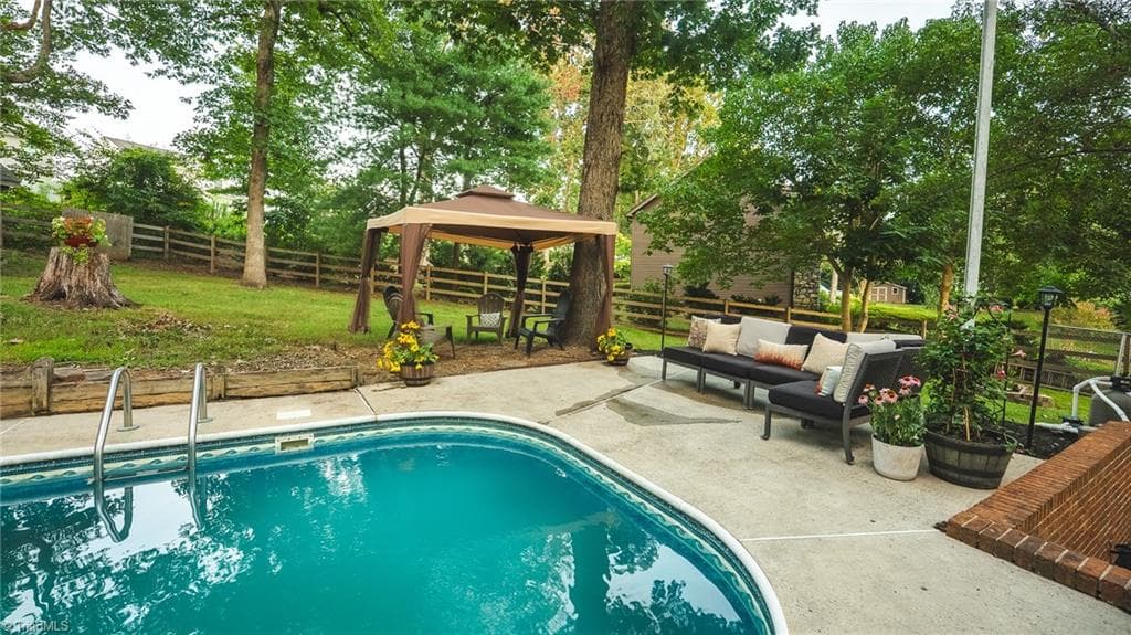 Stick/Site Built at 3750 11th Street NE, Hickory NC 28601, Hickory, photo 8 of 50