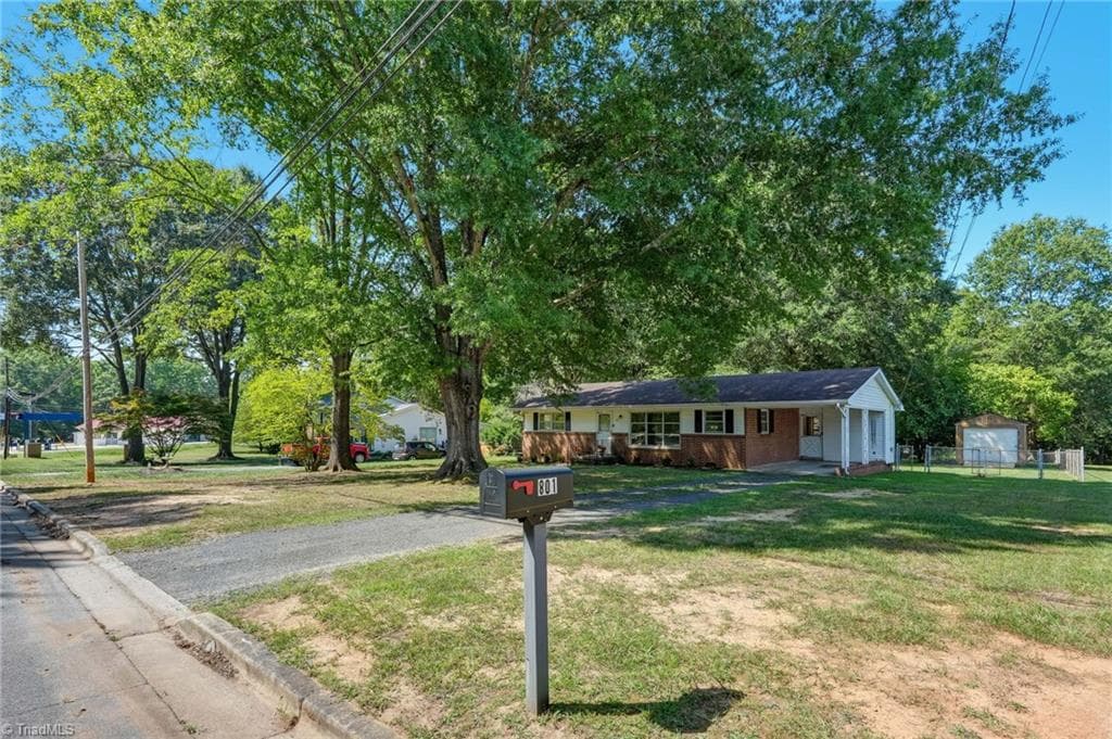 Stick/Site Built at 801 Grand Oaks Drive, Eden NC 27288, Eden, photo 3 of 74