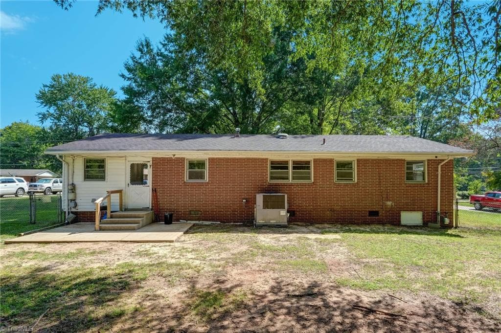 Stick/Site Built at 801 Grand Oaks Drive, Eden NC 27288, Eden, photo 55 of 74