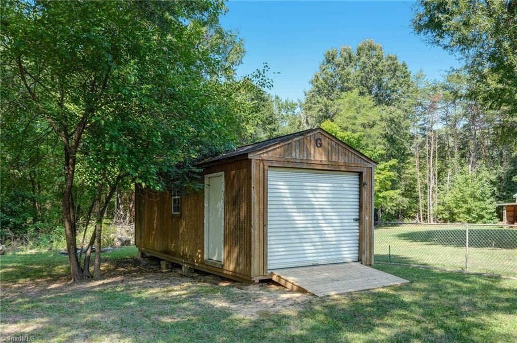 Stick/Site Built at 801 Grand Oaks Drive, Eden NC 27288, Eden, photo 59 of 74