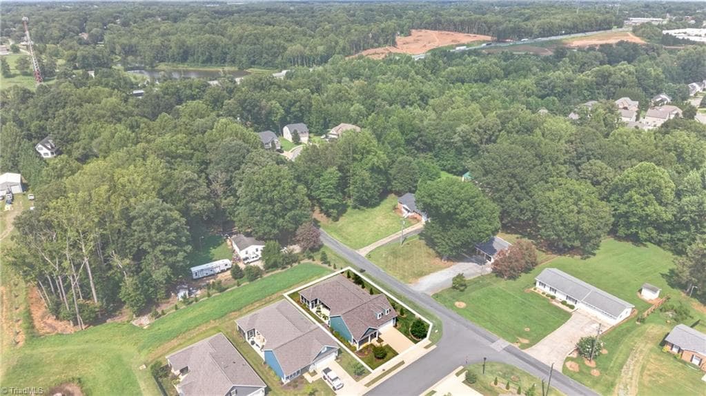 Stick/Site Built at 579 Tarrant Crossing, Kernersville NC 27284, photo 21 of 48