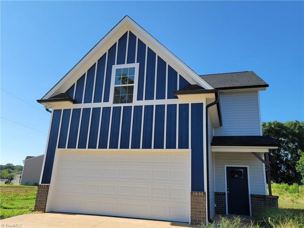 Stick/Site Built at 462 Everidge Road, Winston-Salem NC 27103, Winston-Salem, photo 2 of 18