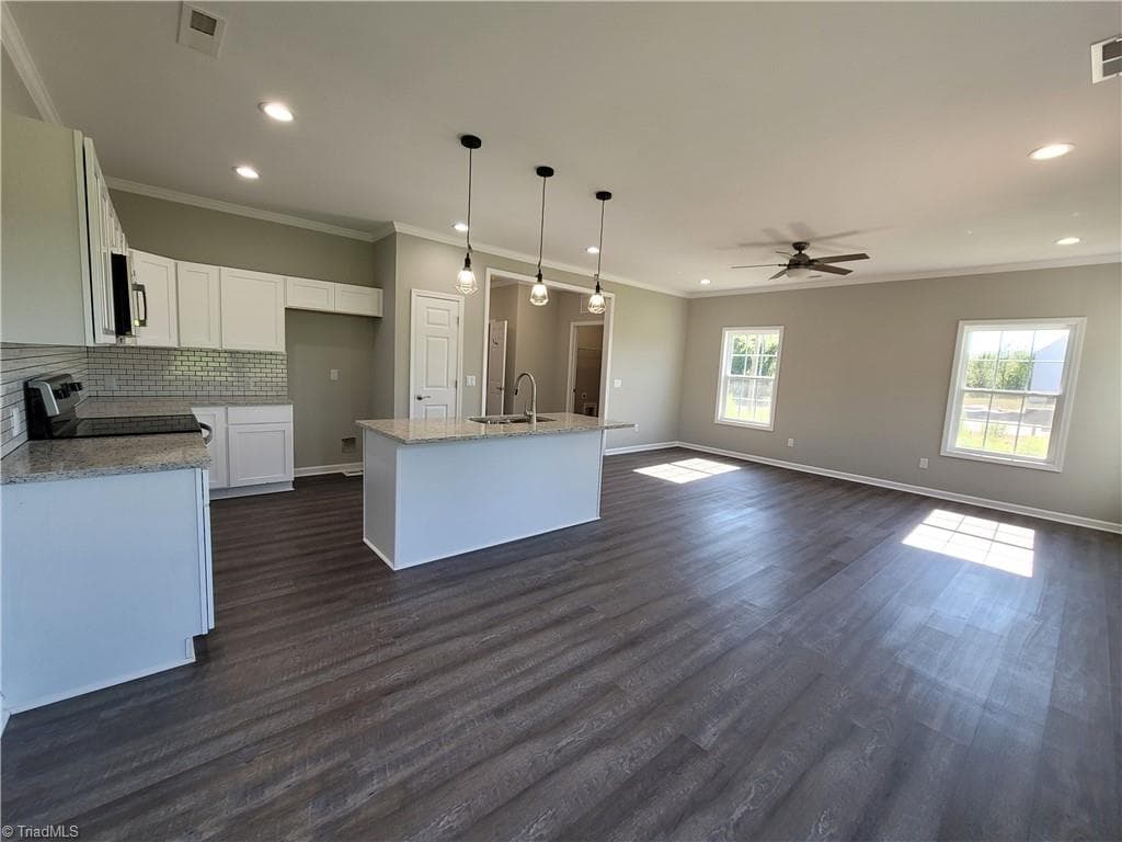 Stick/Site Built at 462 Everidge Road, Winston-Salem NC 27103, Winston-Salem, photo 7 of 18