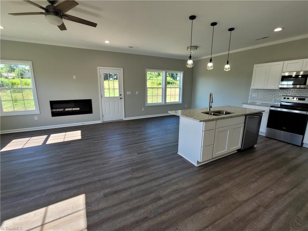 Stick/Site Built at 462 Everidge Road, Winston-Salem NC 27103, Winston-Salem, photo 4 of 18