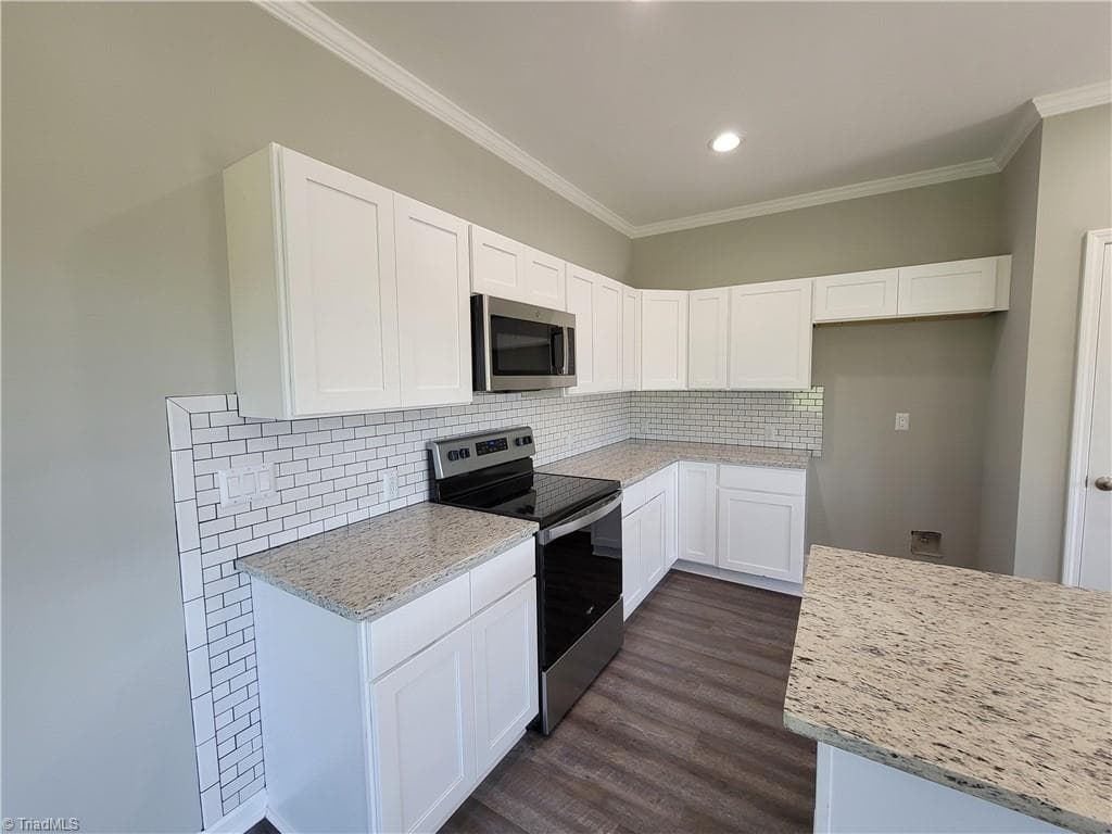 Stick/Site Built at 462 Everidge Road, Winston-Salem NC 27103, Winston-Salem, photo 8 of 18