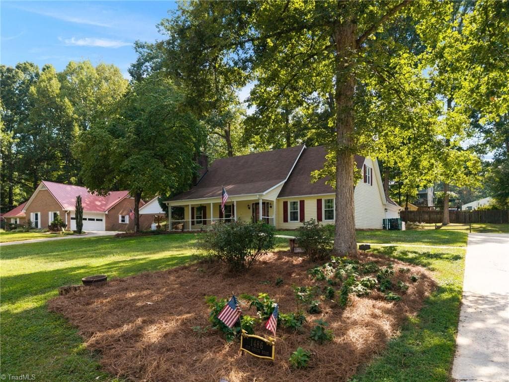 Stick/Site Built at 1486 Old Coach Road, Kernersville NC 27284, photo 2 of 47