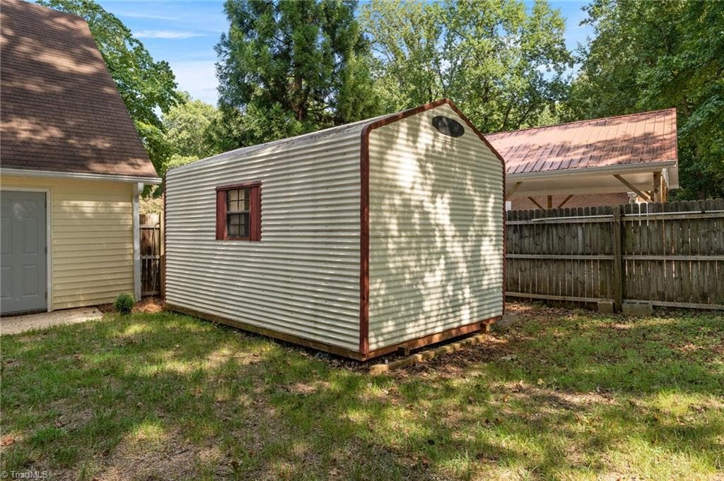 Stick/Site Built at 1486 Old Coach Road, Kernersville NC 27284, photo 40 of 47