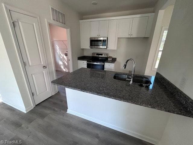 Stick/Site Built at 523 W Front Street, Statesville NC 28677, Statesville, photo 2 of 21