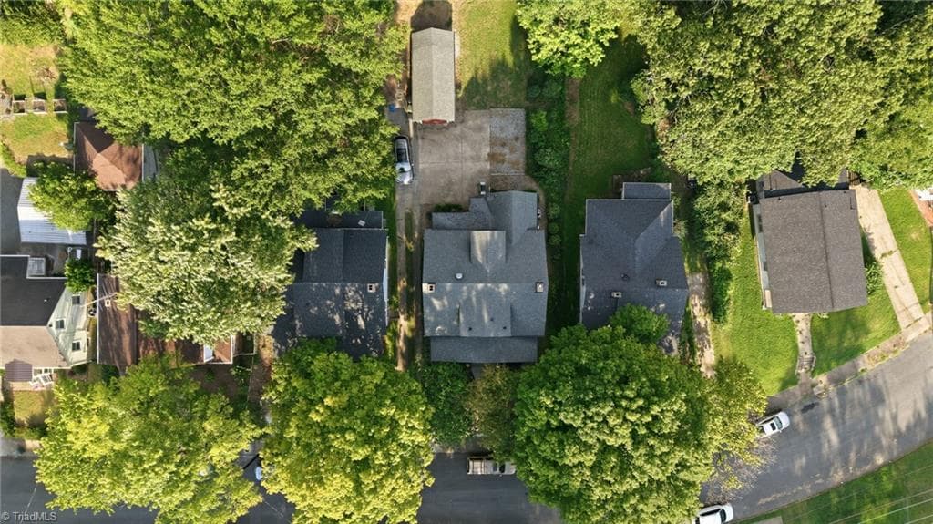 Stick/Site Built at 123 S Sunset Drive, Winston-Salem NC 27101, Winston-Salem, photo 37 of 39