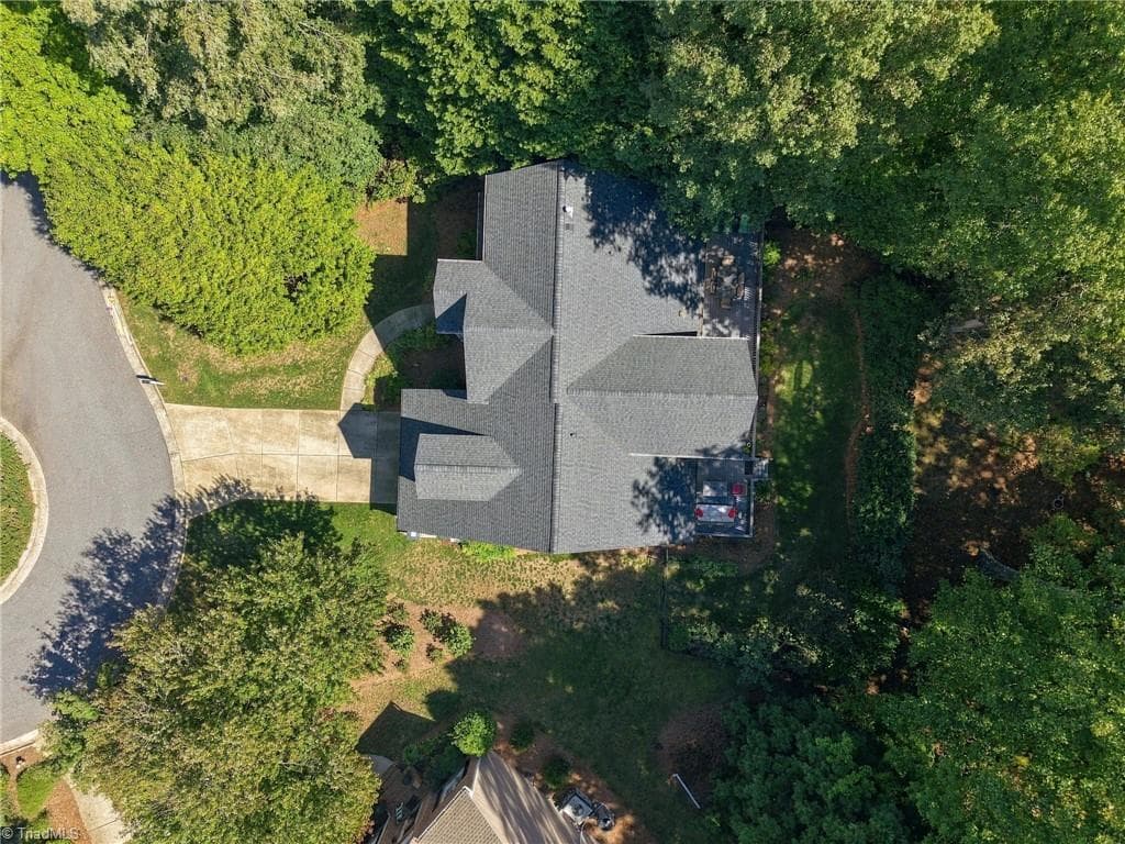 Stick/Site Built at 3 Veranda Court, Greensboro NC 27455, photo 38 of 44