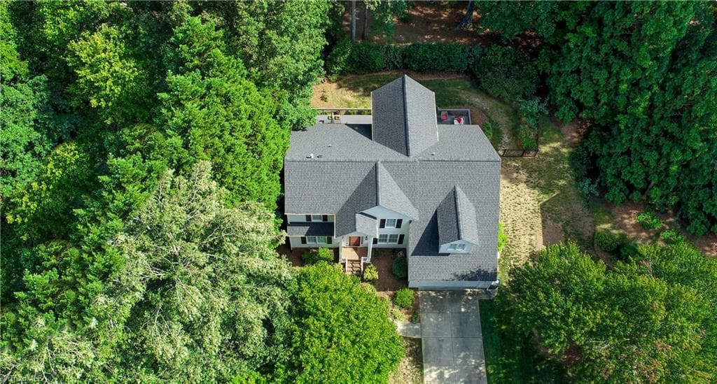 Stick/Site Built at 3 Veranda Court, Greensboro NC 27455, photo 39 of 44