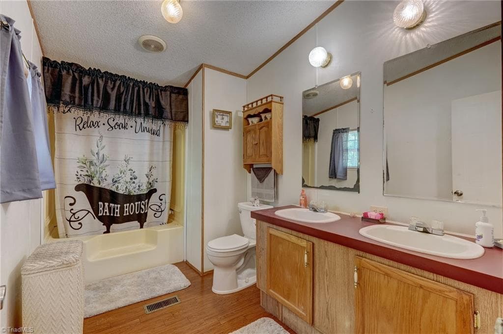 Manufactured Home at 1082 Raccoon Court, Reidsville NC 27320, Reidsville, photo 43 of 66