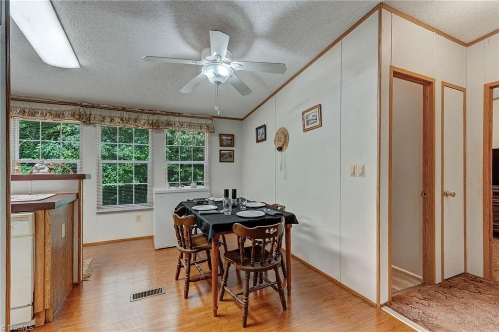Manufactured Home at 1082 Raccoon Court, Reidsville NC 27320, Reidsville, photo 27 of 66