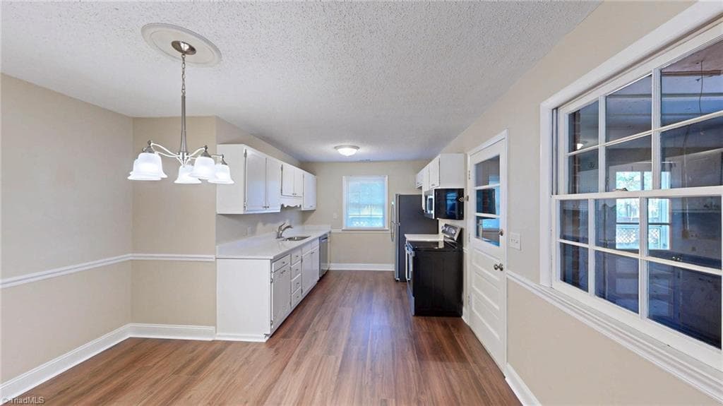 Dining area looking into the Kitchen - 1804 Ramsey Road, Kernersville NC 27284, Kernersville
