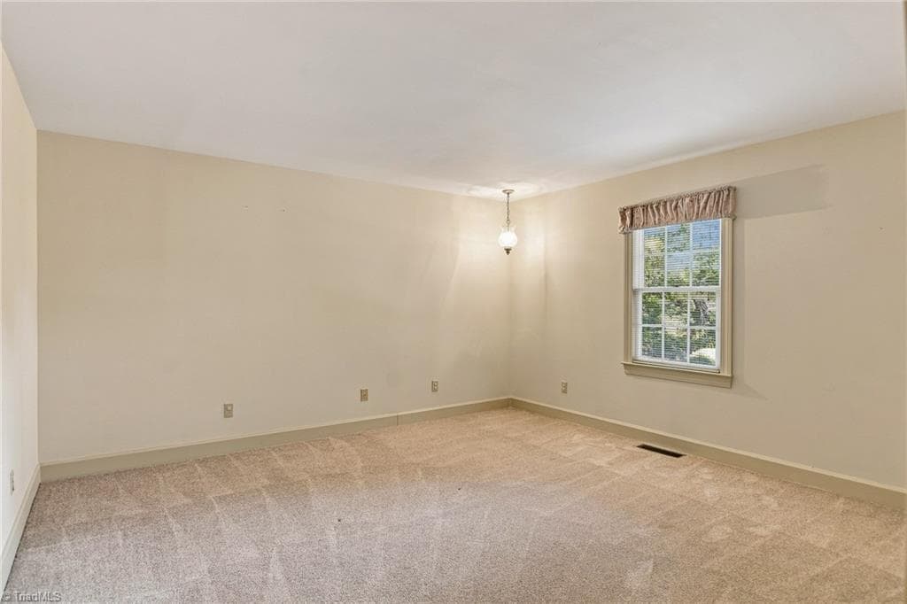 Stick/Site Built at 1014 Greenhurst Road, Winston-Salem NC 27104, Winston-Salem, photo 16 of 47