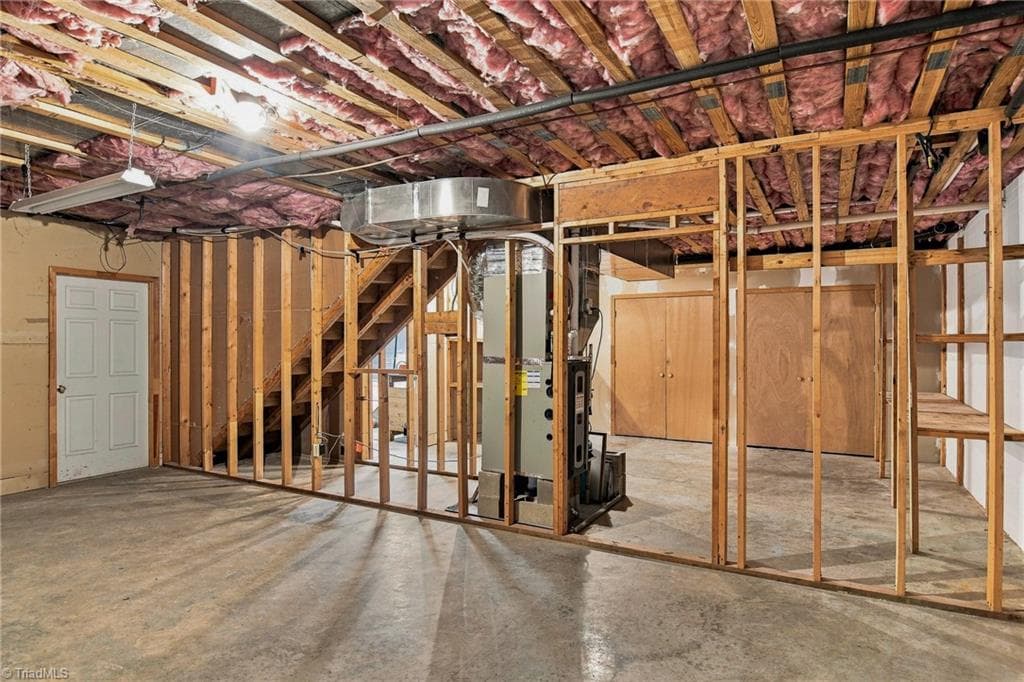 Stick/Site Built at 1014 Greenhurst Road, Winston-Salem NC 27104, Winston-Salem, photo 34 of 47