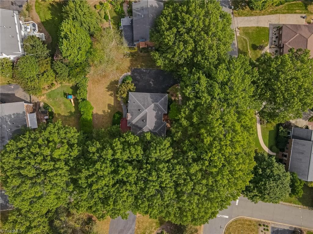 Stick/Site Built at 1014 Greenhurst Road, Winston-Salem NC 27104, Winston-Salem, photo 44 of 47