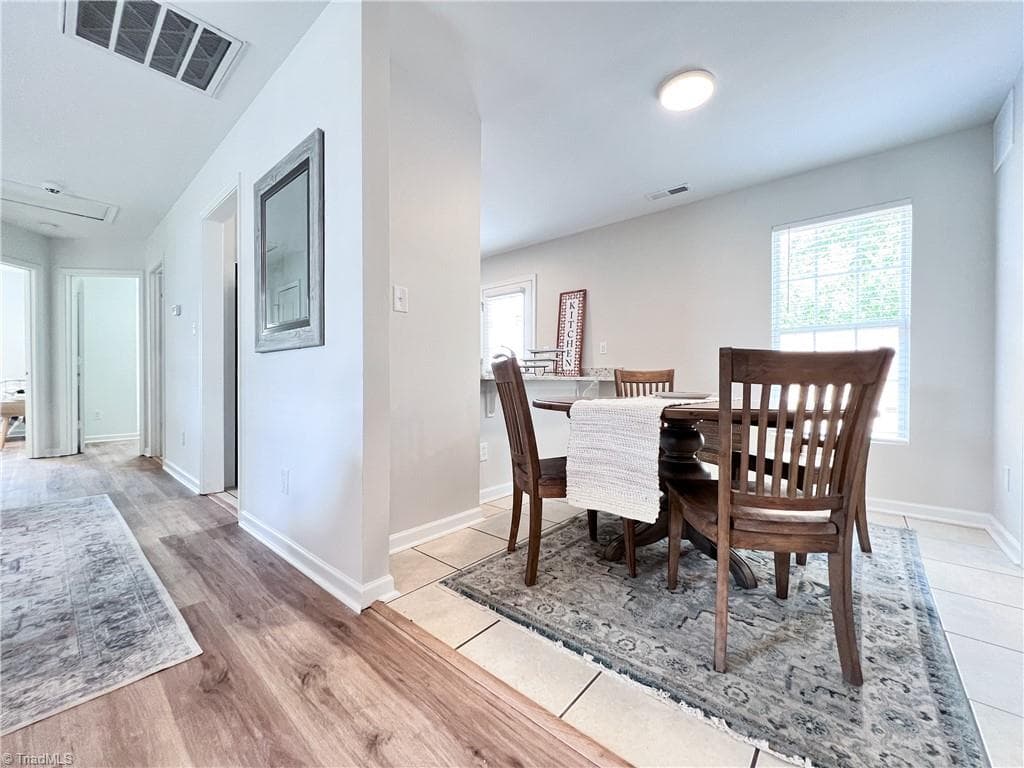 Stick/Site Built at 865 Ridgeview Avenue, Winston-Salem NC 27127, Winston-Salem, photo 14 of 28