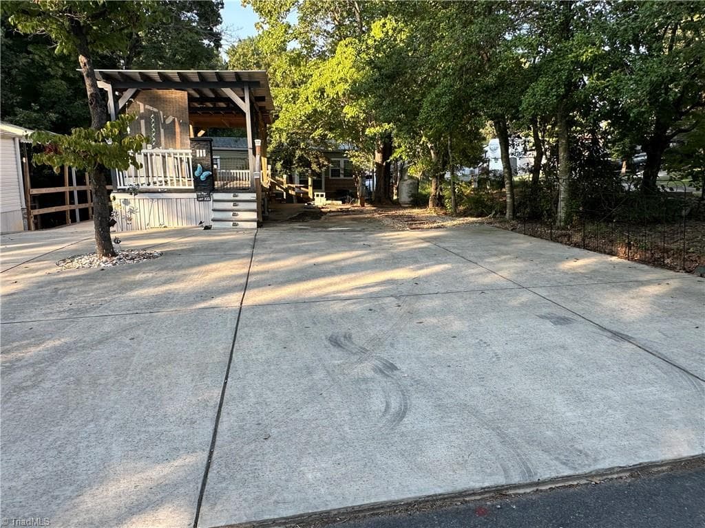 Resort at 110 Pier Avenue, New London NC 28127, photo 12 of 37
