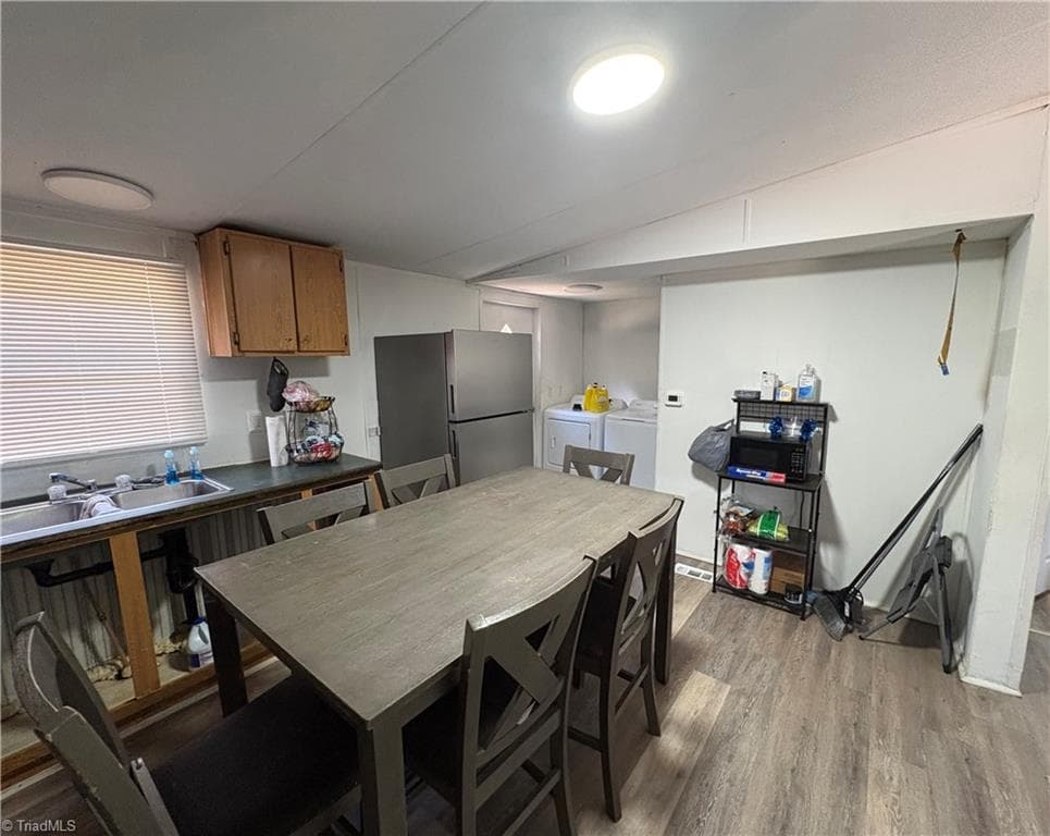 Manufactured Home at 212 Cammie Drive, Candor NC 27229, photo 7 of 21