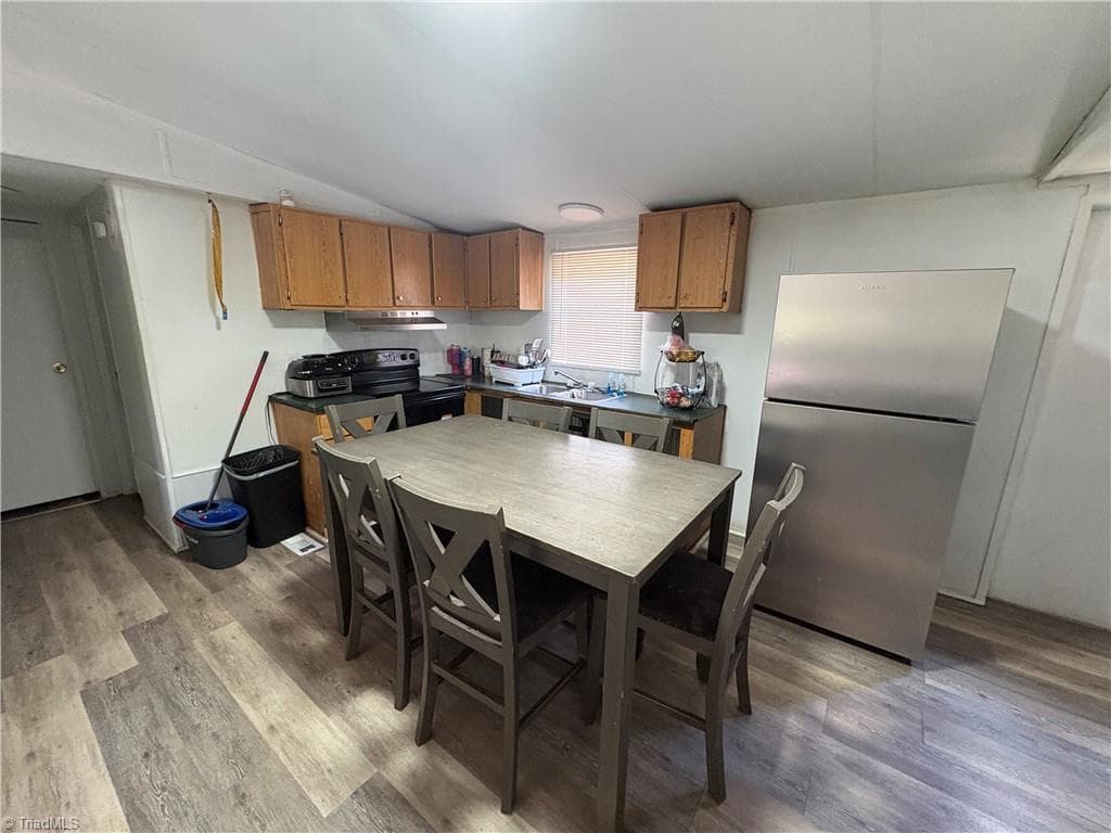 Manufactured Home at 212 Cammie Drive, Candor NC 27229, photo 5 of 21