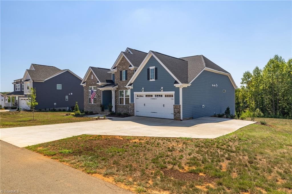 Stick/Site Built at 7789 Chadding Drive, Oak Ridge NC 27310, Oak Ridge, photo 5 of 82