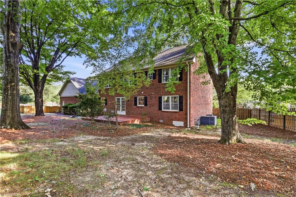 Stick/Site Built at 3606 Sagamore Drive, Greensboro NC 27410, photo 37 of 43