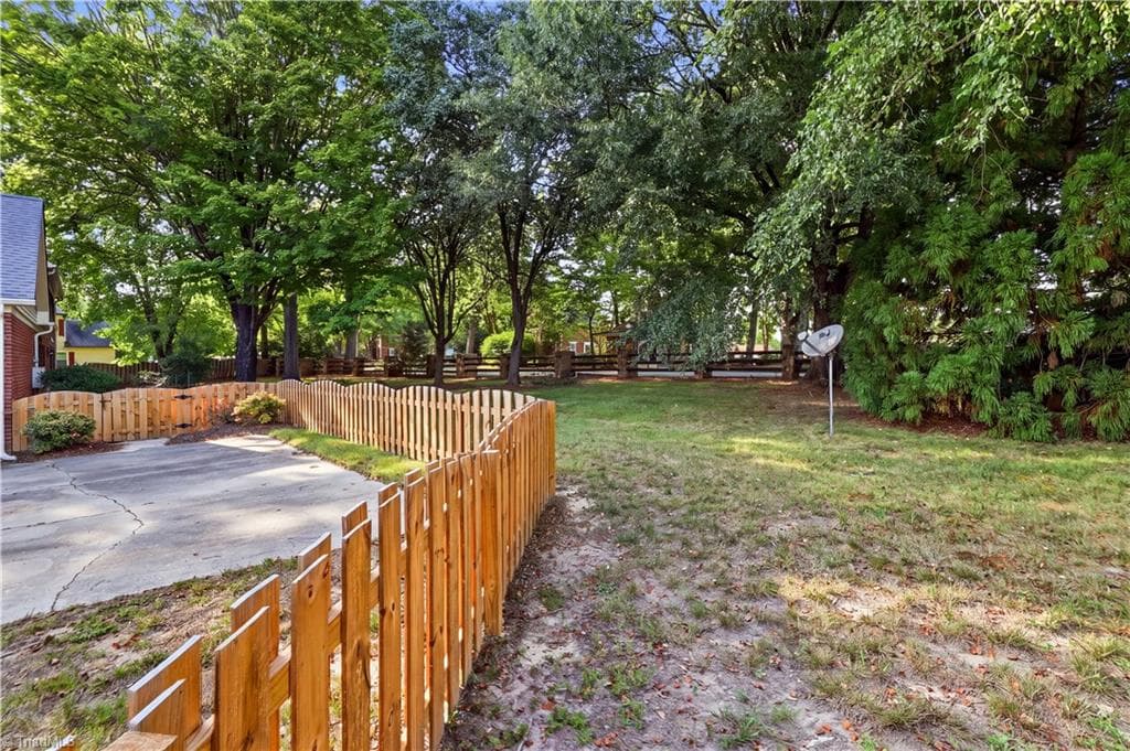 Stick/Site Built at 3606 Sagamore Drive, Greensboro NC 27410, photo 35 of 43