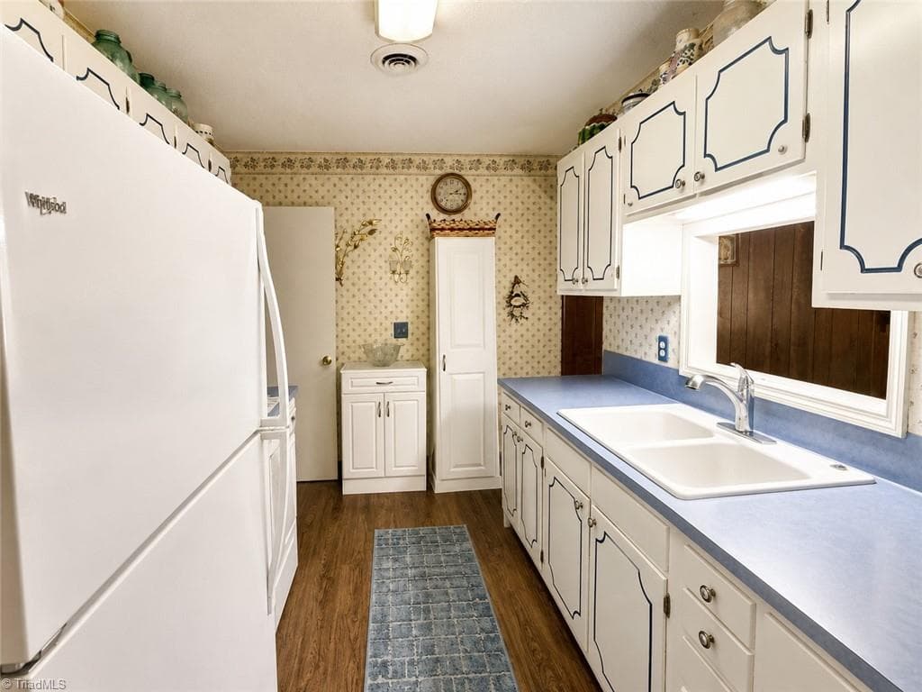 Stick/Site Built at 221 Stonehedge Drive, King NC 27021, King, photo 11 of 28