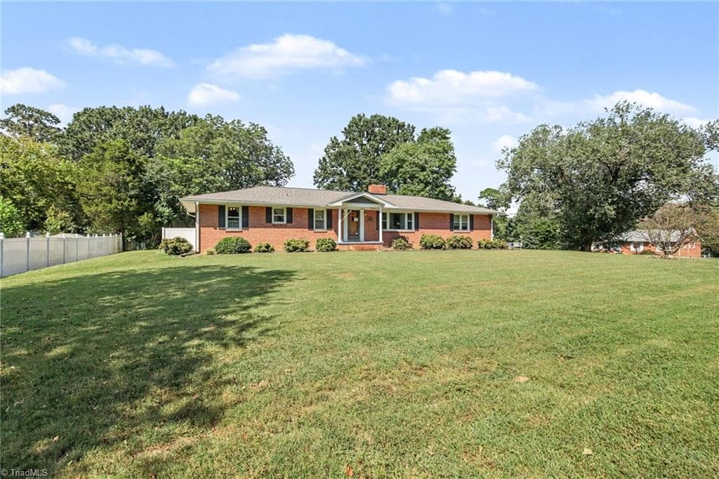 Stick/Site Built at 117 Fox Lane, Lexington NC 27295, photo 7 of 25