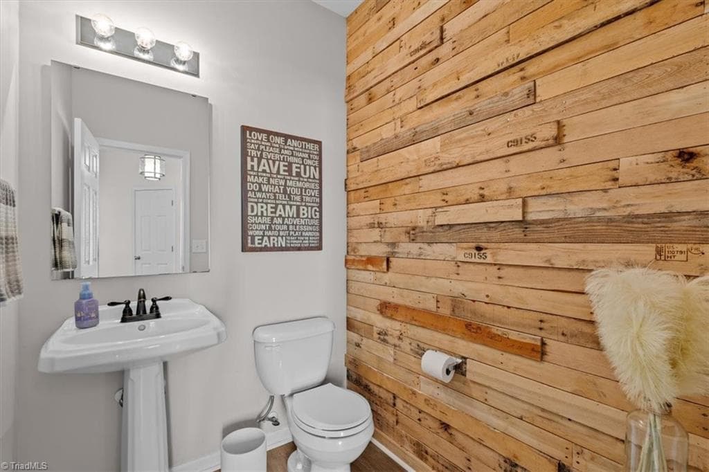 Stick/Site Built at 5637 David Christian Place, Greensboro NC 27410, photo 18 of 47