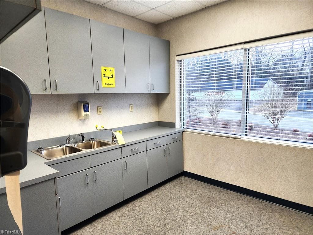 Medical at 436 Hadley Street, Mount Airy NC 27030, Mount Airy, photo 23 of 68