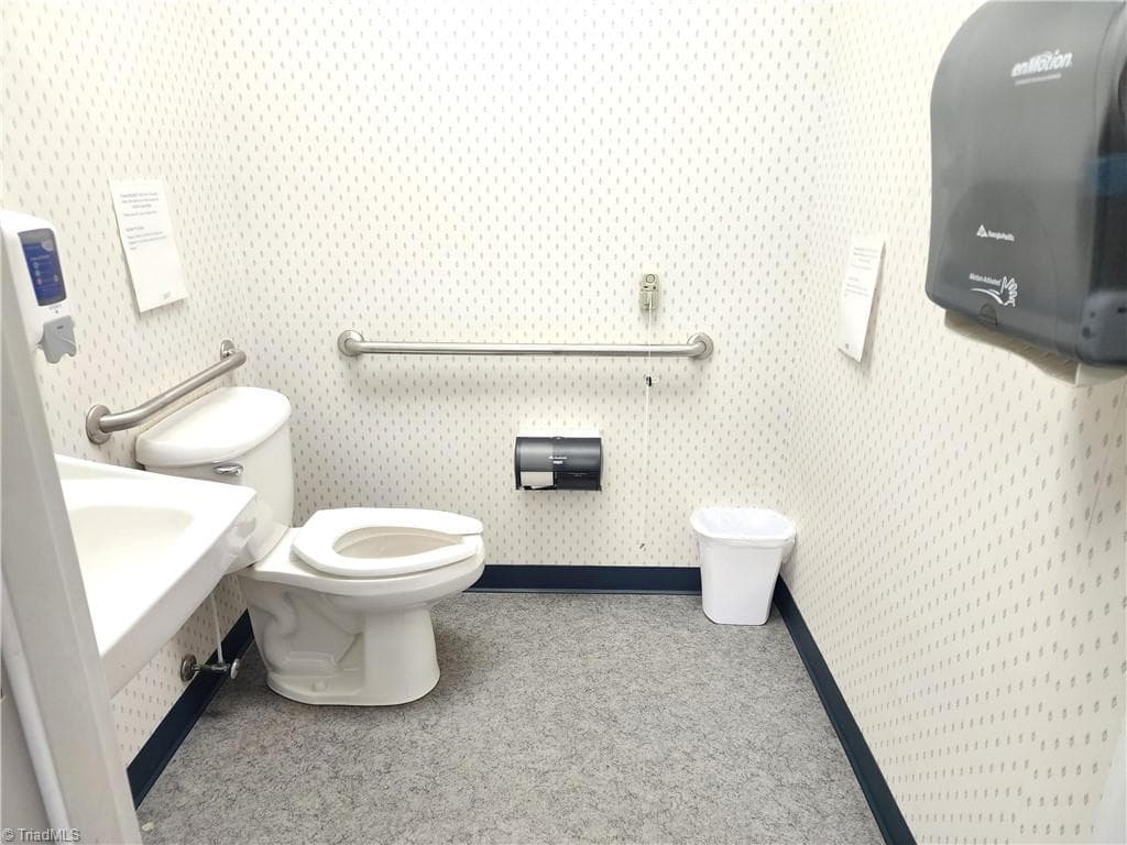 Medical at 436 Hadley Street, Mount Airy NC 27030, Mount Airy, photo 27 of 68