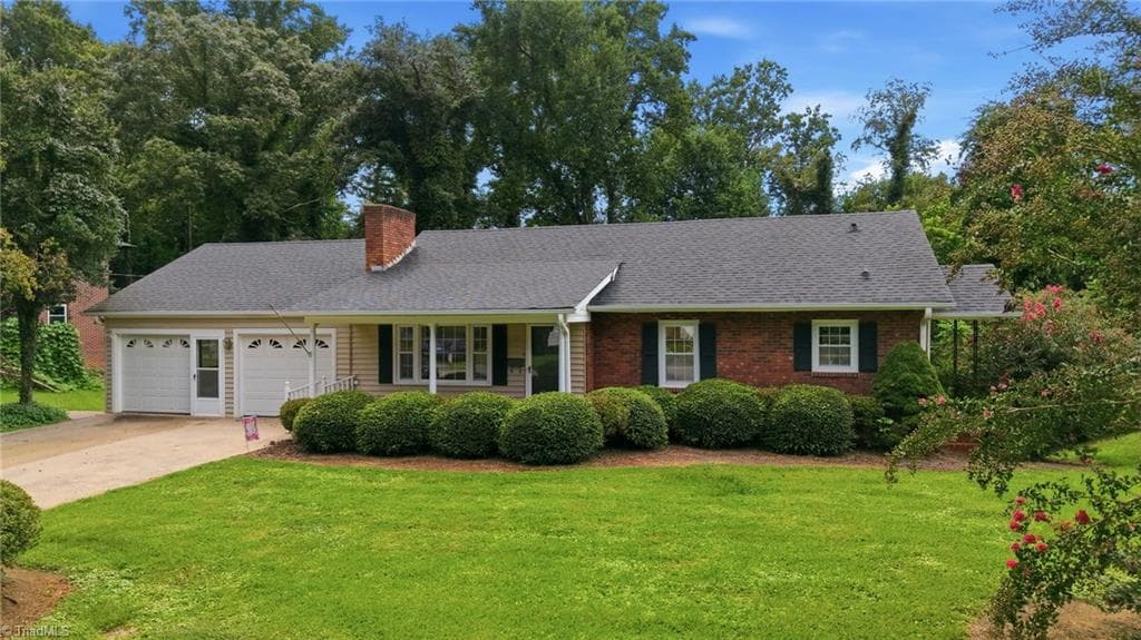 Stick/Site Built at 317 Hillcrest Drive, Elkin NC 28621, Elkin, photo 5 of 100