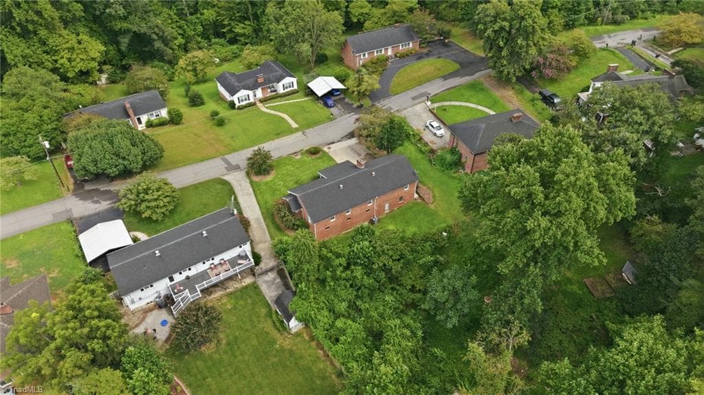 Stick/Site Built at 317 Hillcrest Drive, Elkin NC 28621, photo 10 of 50