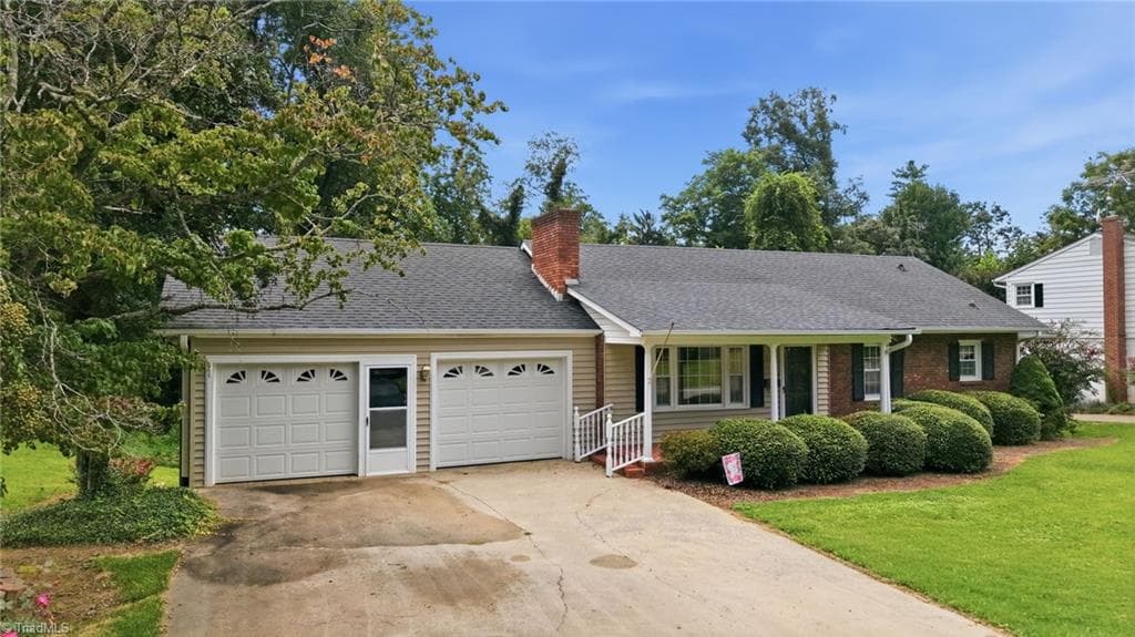 Stick/Site Built at 317 Hillcrest Drive, Elkin NC 28621, Elkin, photo 7 of 100
