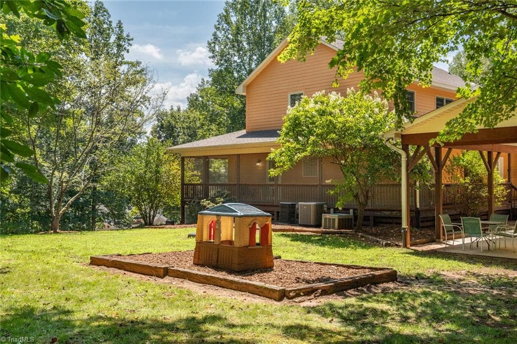 Stick/Site Built at 789 W Meadow Parkway, Moravian Falls NC 28654, photo 8 of 50