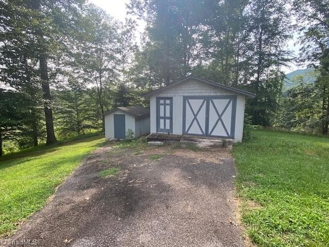 Stick/Site Built at 2082 Mountain Valley Church Road, North Wilkesboro NC 28659, North Wilkesboro, photo 11 of 46
