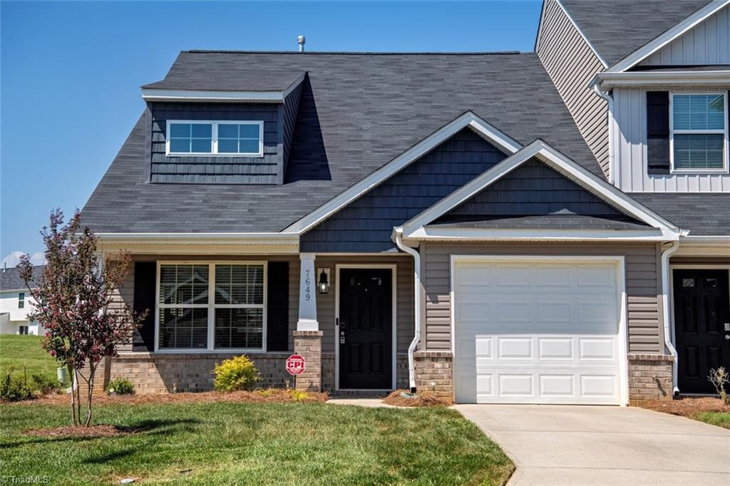 Stick/Site Built at 7649 Oliver Park Drive, Whitsett NC 27377, Whitsett, photo 2 of 44