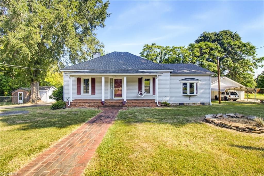 925 Overlook Avenue, Eden NC 27288