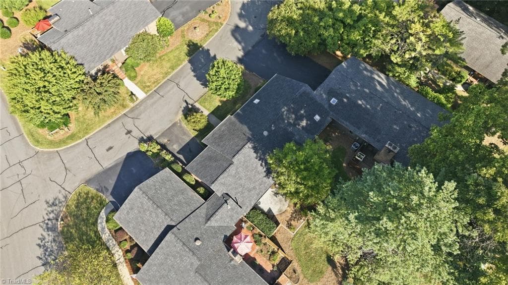 Stick/Site Built at 103 Briar Ridge Circle, Winston-Salem NC 27104, Winston-Salem, photo 46 of 48