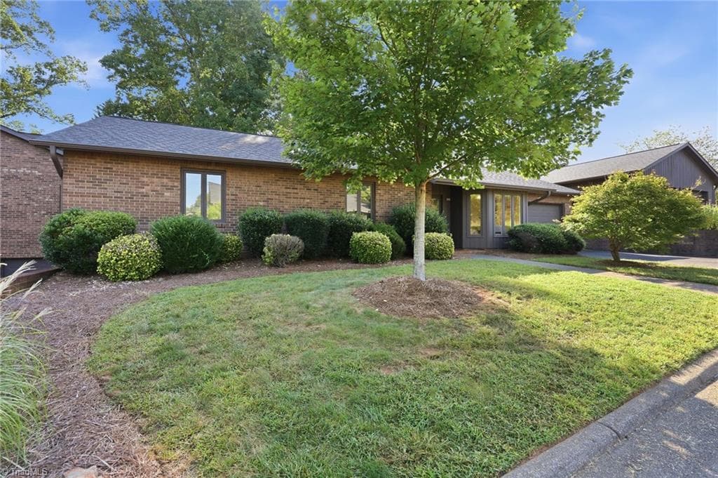 103 Briar Ridge Circle, Winston-Salem NC 27104