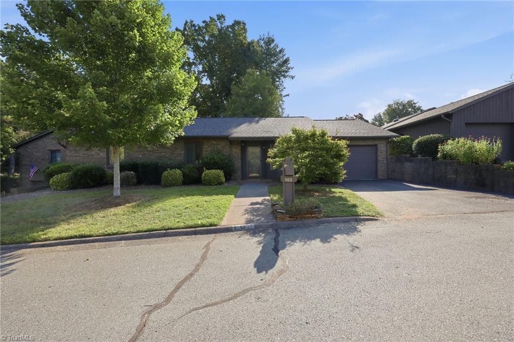 Stick/Site Built at 103 Briar Ridge Circle, Winston-Salem NC 27104, Winston-Salem, photo 38 of 48