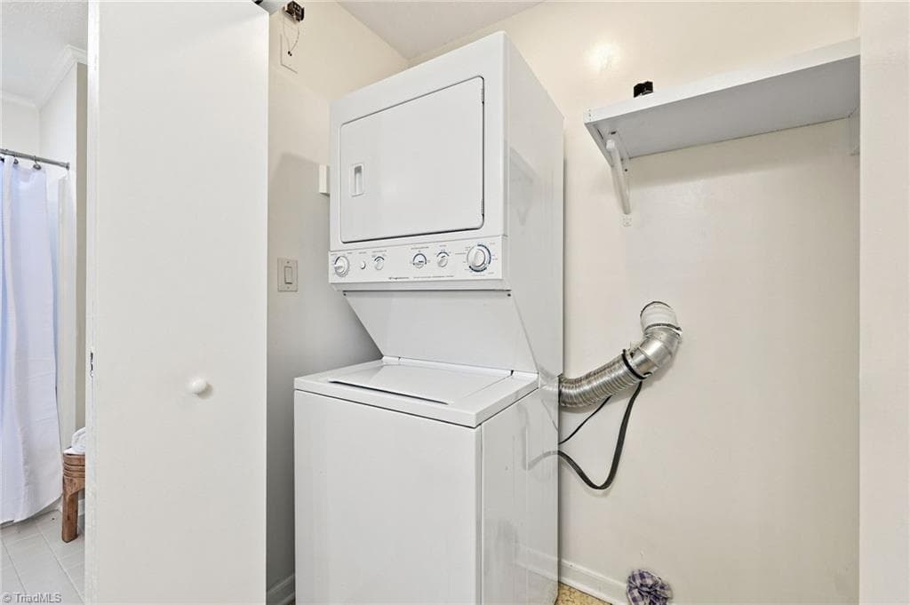 Stick/Site Built at 103 Briar Ridge Circle, Winston-Salem NC 27104, Winston-Salem, photo 29 of 48